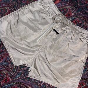 FEAR OF GOD Seventh Collection Grey Iridescent Nylon Shorts FOG Gray size L